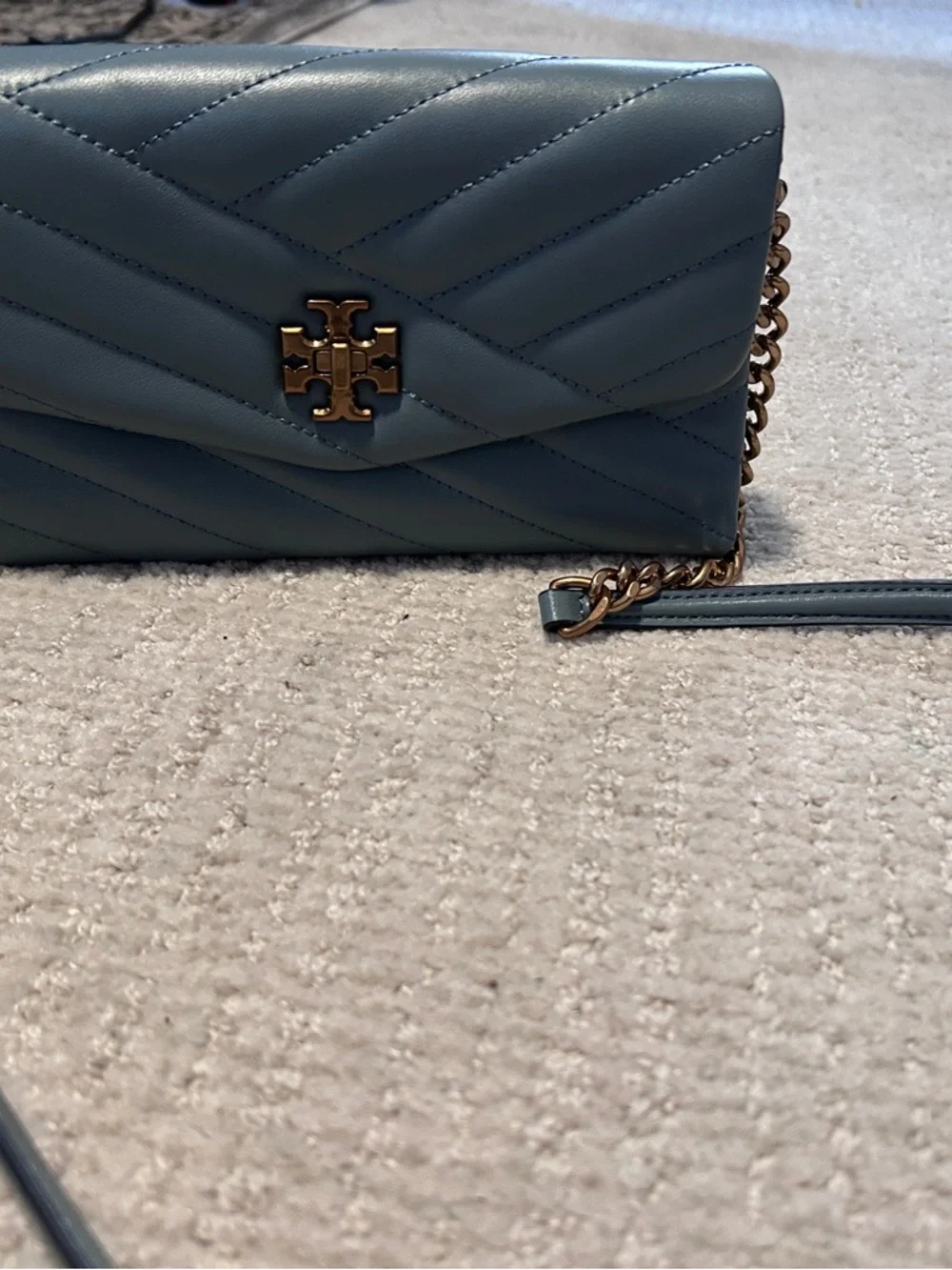 Tory Burch Quilted Slate Blue Leather Chain-strap Crossbody with Gold Logo - Picture 2 of 16